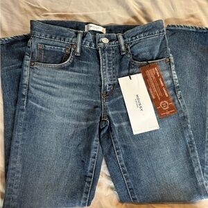NWT Moussy Vintage McLean Skinny Jeans Size 24